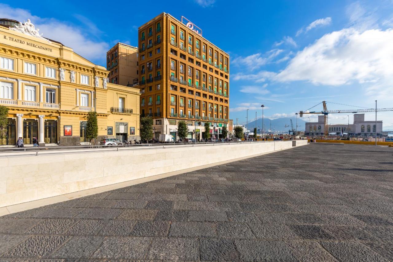 Piazza Municipio Apartments By Wonderful Italy Napoli Esterno foto