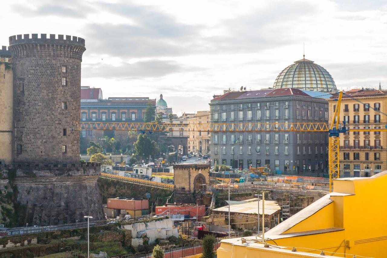 Piazza Municipio Apartments By Wonderful Italy Napoli Esterno foto